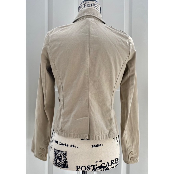 NWOT Tan Two Button Old Navy Blazer - Picture 3 of 5